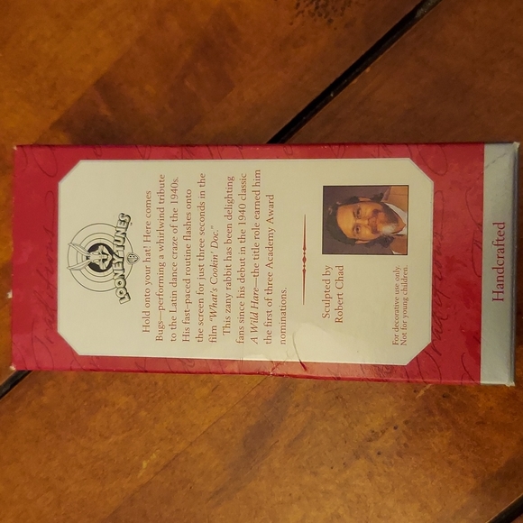 HALLMARK | KEEPSAKE ORNAMENT | BUGS BUNNY / LOONEY TUNES - Picture 5 of 8